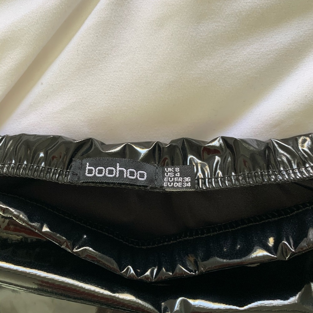 Boohoo latex shiny black pencil skirt SIZE 8